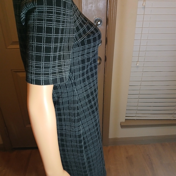 Theory Rijik SS_Structured Knit Dress - Picture 4 of 12